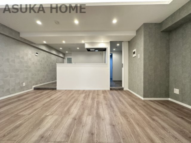新山下ベイシティ６号棟の居間・リビング|オシャレなリビング空間です。