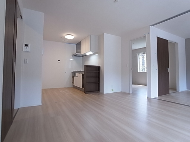 神戸市長田区雲雀ケ丘３丁目のアパートの居間・リビング|リビング