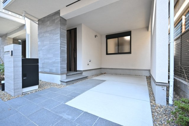 大田区南千束３丁目戸建　３号棟の駐車場