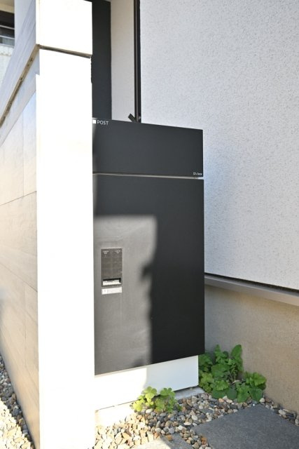 大田区南千束３丁目戸建　１号棟のその他共用部分|宅配BOX
