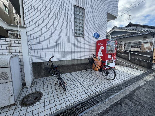 マンションフィールドナウの駐車場