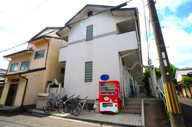 マンションフィールドナウの外観