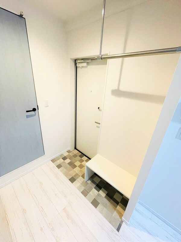 カーサ・アウローラ蓮根の玄関