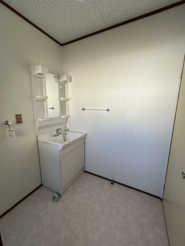 太田市本町御城通貸家の洗面所