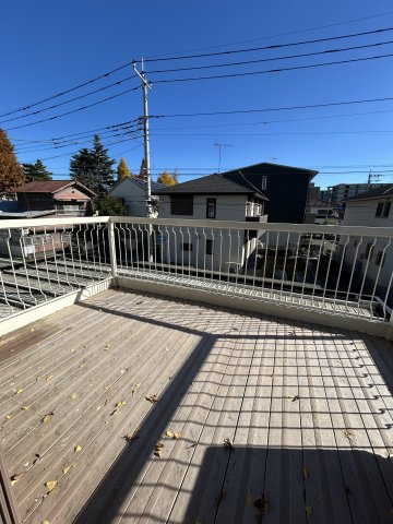 太田市本町御城通貸家のバルコニー