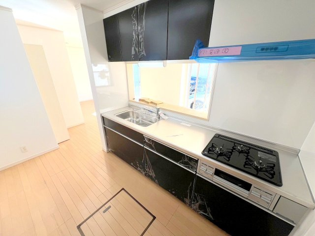 立川市一番町　リフォーム済み中古戸建のキッチン