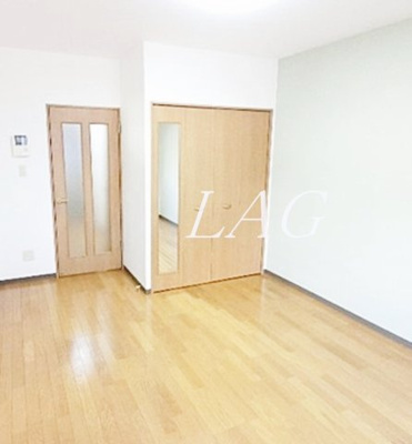 【居間・リビング】 | アントーレ | 洋室のお部屋です。