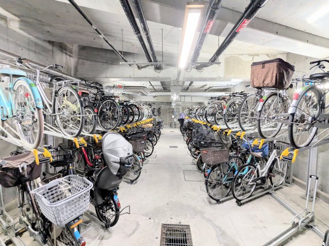 青砥東パーク・ホームズの駐輪場|～駐輪場 写真～