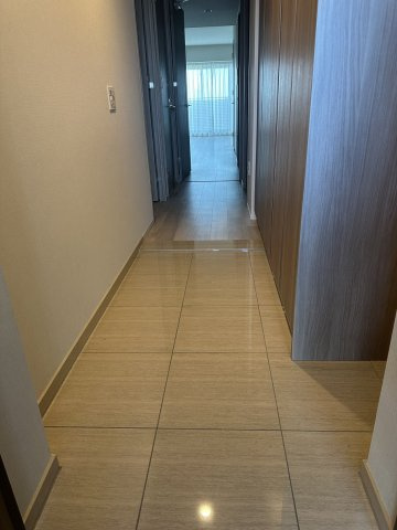 プラウドタワー豊橋　1107号室の玄関