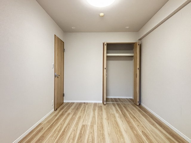 【洋室】 | サンリヤン博多南