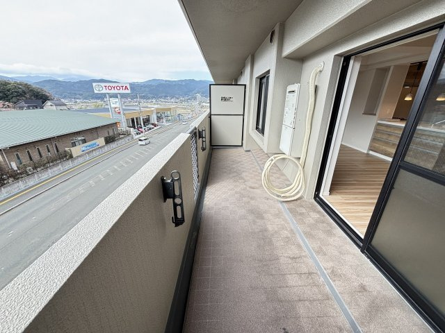 【バルコニー】 | サンリヤン博多南