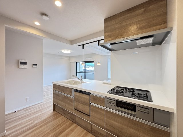 【キッチン】 | サンリヤン博多南