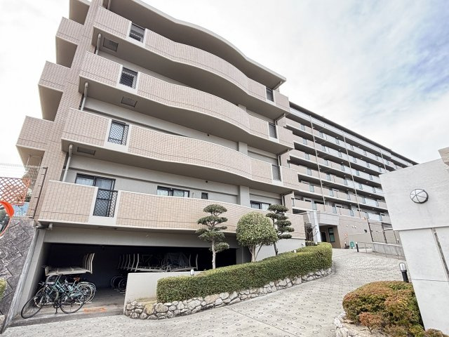 【外観】 | サンリヤン博多南