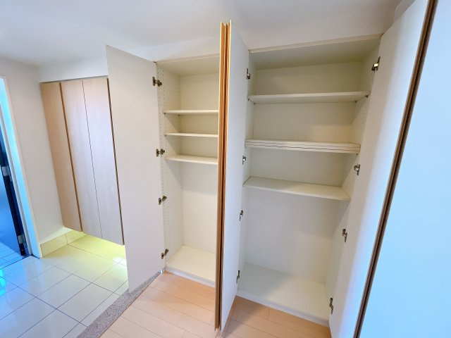 メゾンヴェール大高南の収納