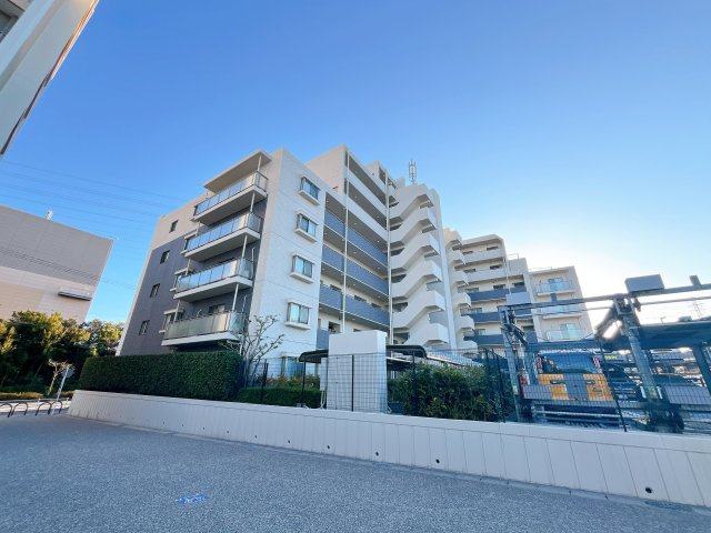 メゾンヴェール大高南の外観