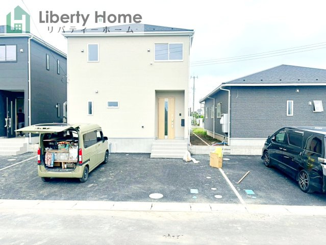 常総市本石下第12　新築戸建　4号棟の駐車場