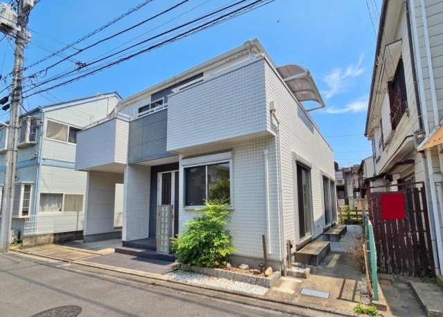練馬区練馬3丁目の外観|土地面積119.54㎡(約36.16坪)のゆとりある敷地
間口も広く陽当たり通風良好です