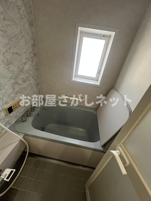 江戸川区南葛西4丁目のマンションの浴室