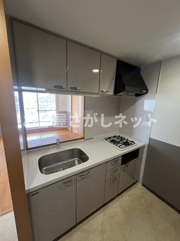 江戸川区南葛西4丁目のマンションのキッチン