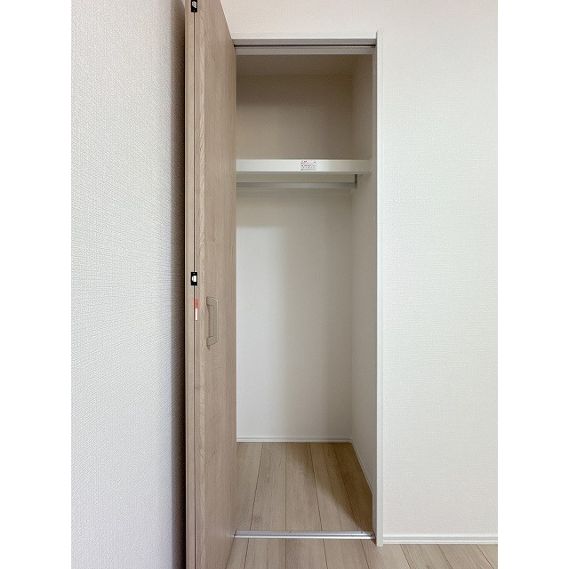 ラフィーネ三ッ沢南町の収納|クローゼットございます♪