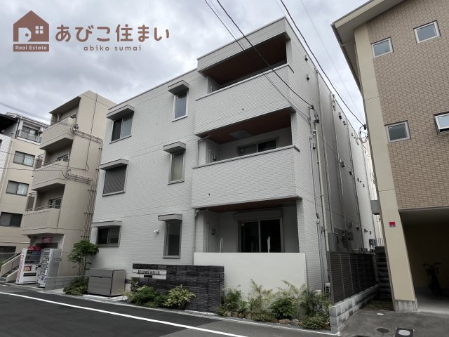 ライジングヒルズ