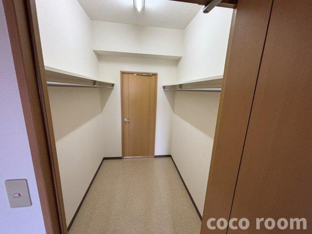 カトル・パレの居間・リビング