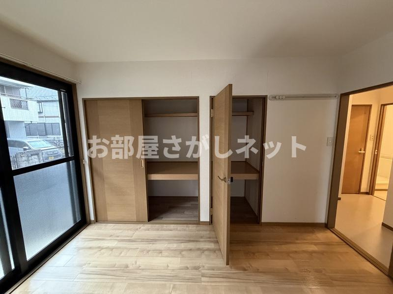 市川市相之川2丁目のアパートの収納