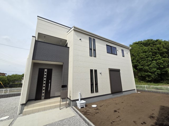新築　太田市新田花香塚町第１　Livele Garden.S　１号棟