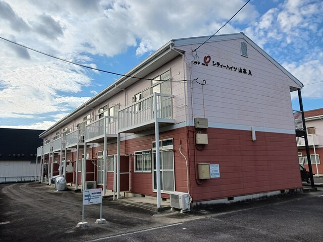 シティハイツ山本の外観