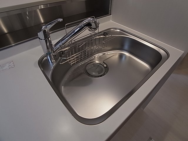 神戸市兵庫区荒田町３丁目のアパート