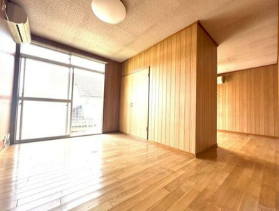 【居間・リビング】 | 重村邸貸家