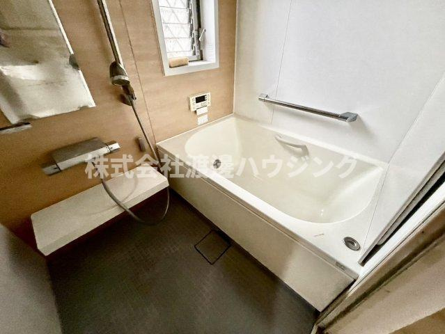 相生通2丁目貸家の浴室