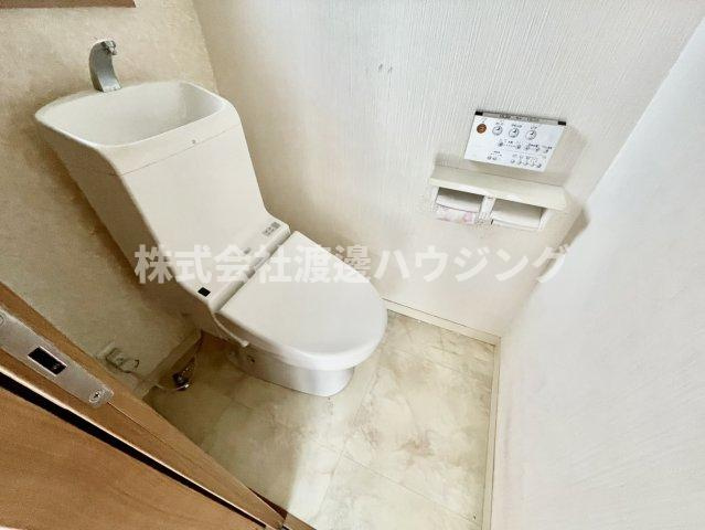 相生通2丁目貸家のトイレ