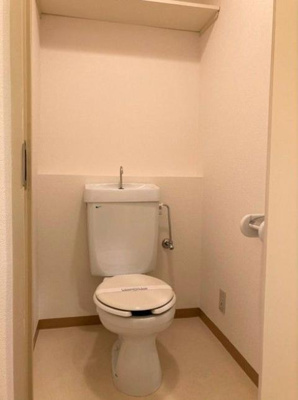 【トイレ】 | コーポリヴァーストン