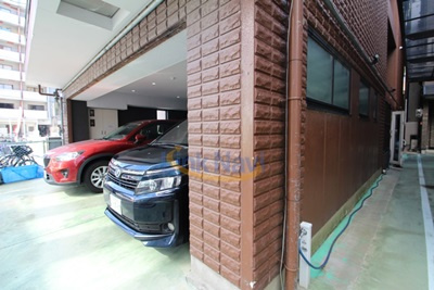 【駐車場】 | スタシオン梅田イースト