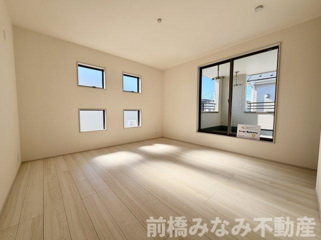 高崎市石原町第24　２号棟(全６棟)　リーブルガーデン　新築建売分譲の洋室|きれいな洋室です