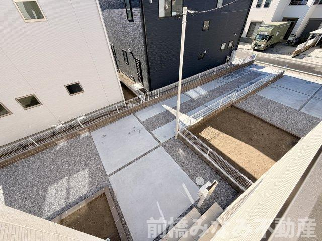 高崎市石原町第24　２号棟(全６棟)　リーブルガーデン　新築建売分譲の駐車場|駐車場があるので、車を買う予定の方も安心です
