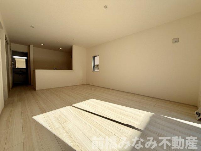 高崎市石原町第24　２号棟(全６棟)　リーブルガーデン　新築建売分譲の居間・リビング|居間です