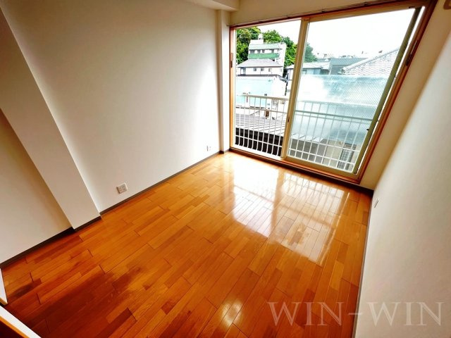 カーサフォルトゥーナの洋室