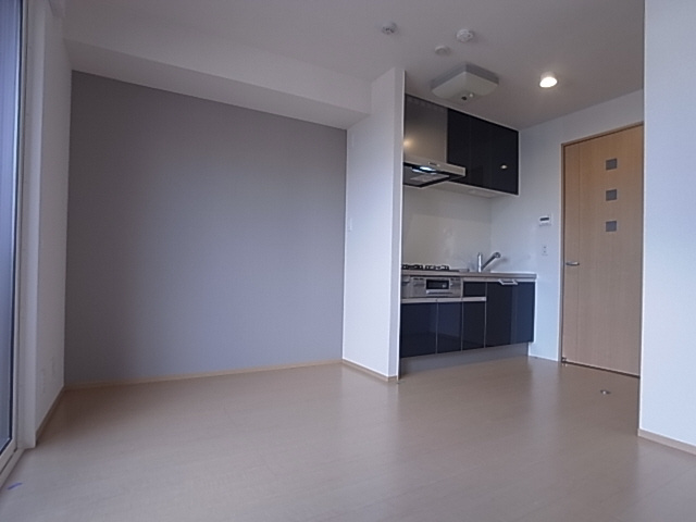 神戸市兵庫区中道通９丁目のアパートの居間・リビング|リビング