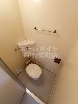 【トイレ】 | マルシェ九条 | コンパクトで使いやすいトイレです