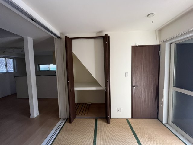 瓦宮二丁目中古戸建の収納