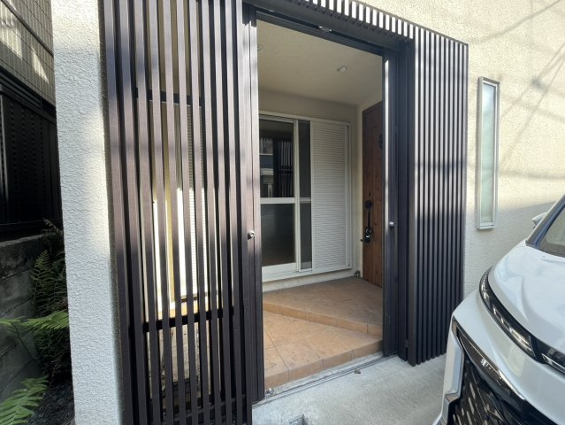 瓦宮二丁目中古戸建の玄関