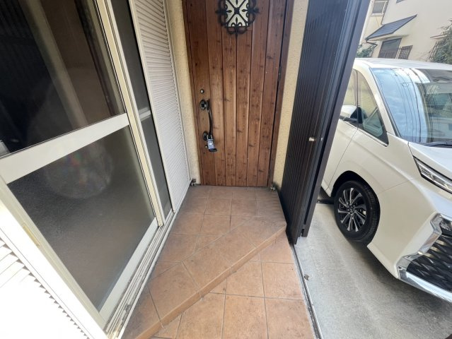 瓦宮二丁目中古戸建の玄関