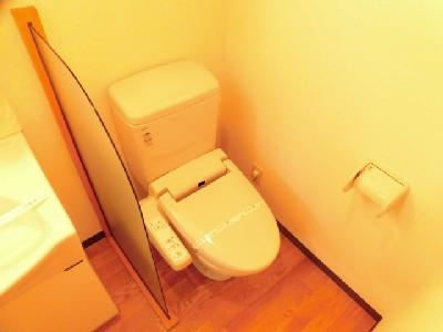 フラッティ大和のトイレ|温水洗浄便座