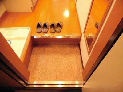 フラッティ大和の玄関