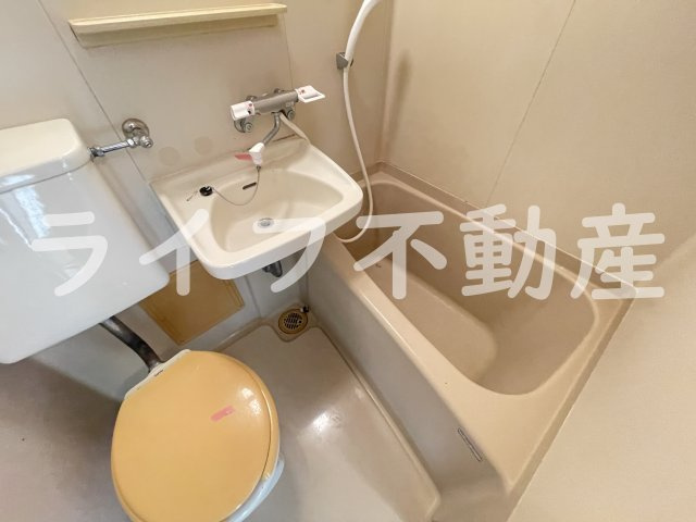 サンハイツたかだの浴室|ゆったり過ごせるお風呂です