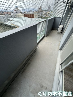 【バルコニー】 | ルミウス恵美須 | お洗濯にも便利なバルコニー付き