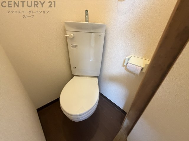 収納棚が使い勝手の良い洗面台です☆