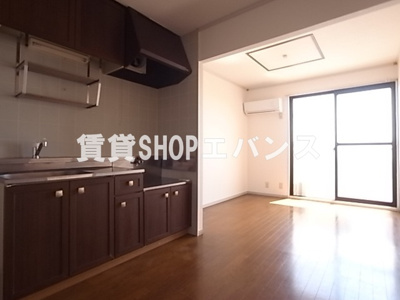 【居間・リビング】 | ハイツカテリーナⅡ